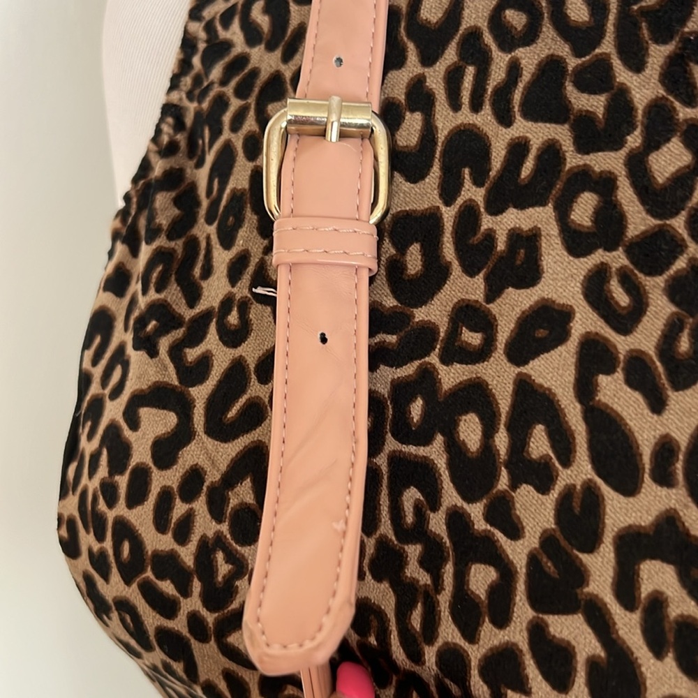 Bebe pink quilted gold chain crossbody bag with studs - Picture 15 of 17